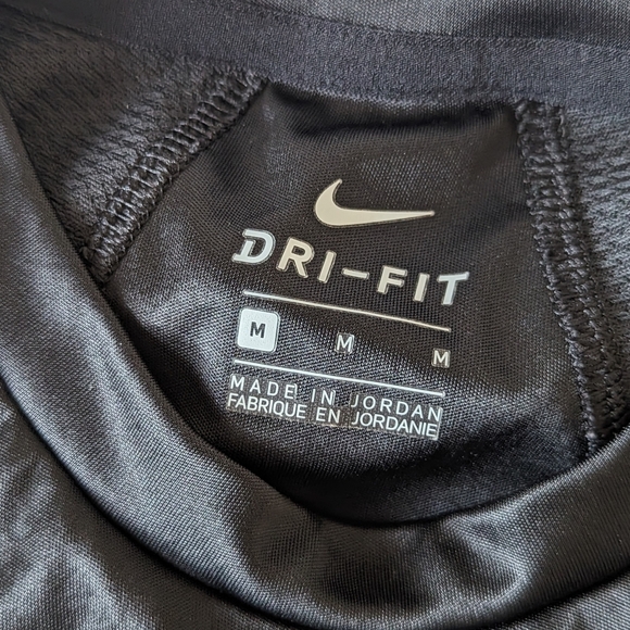 Boys Nike Dri-Fit Running Shirt - Picture 5 of 5